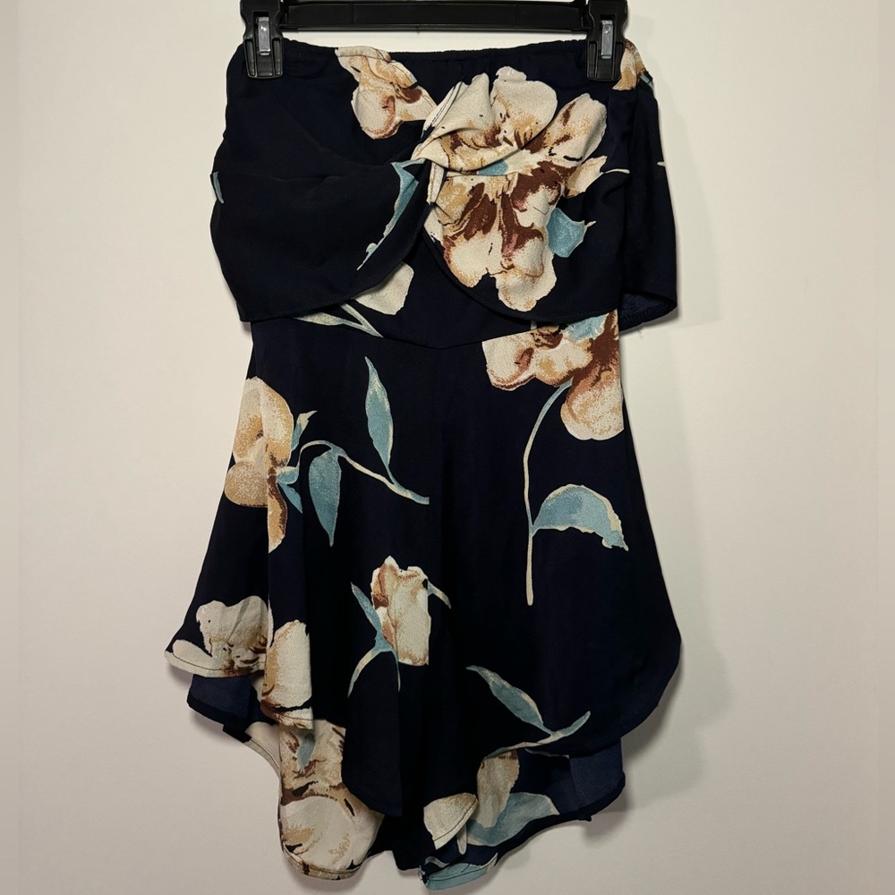 NWOT Strapless Romper